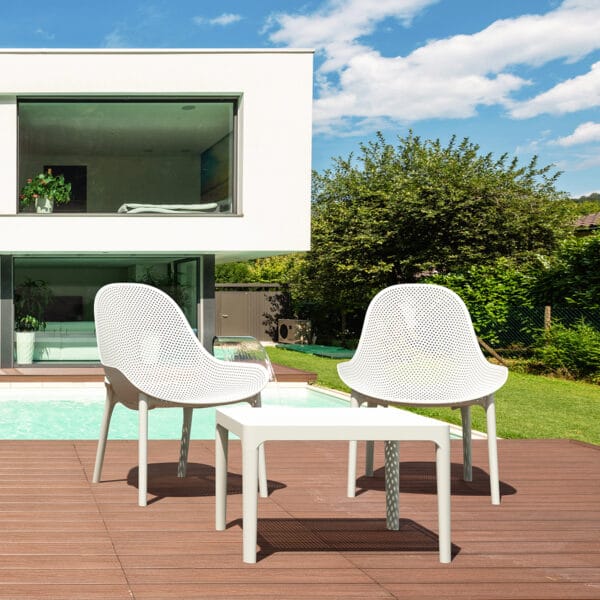 Lovely white outdoor lounge chair